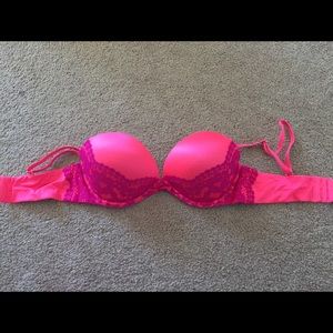 Very Sexy Victoria's Secret strapless bra